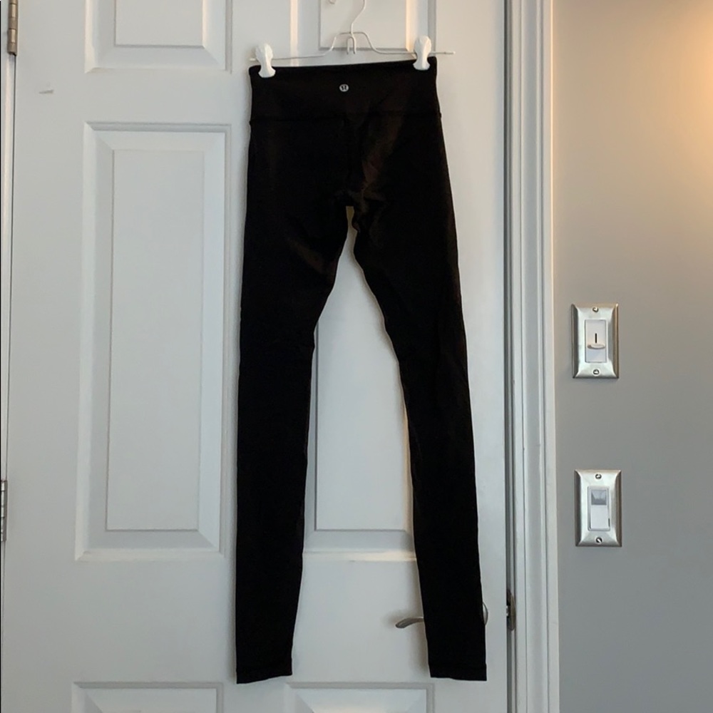 Lululemon Wunder Under leggings